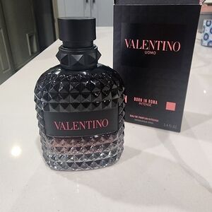 Valentino Born In Roma Intense 3.4oz